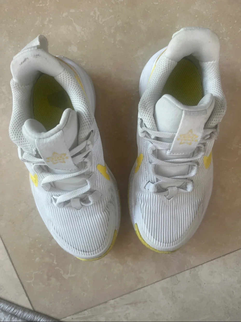 Nike Kids White and Yellow Pull on Sneakers